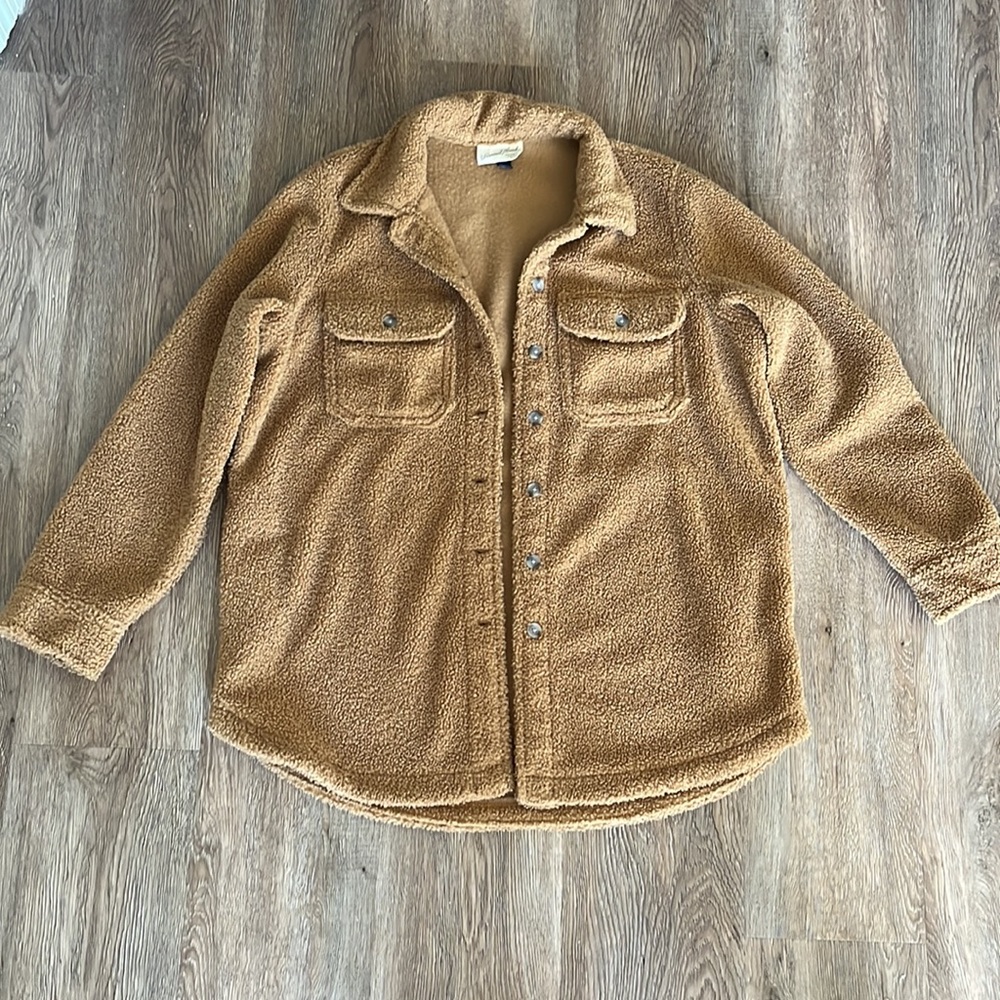 Universal Thread Teddy Shacket